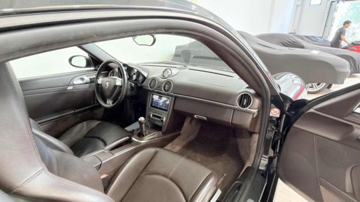 Porsche Cayman 3.4 S (9)