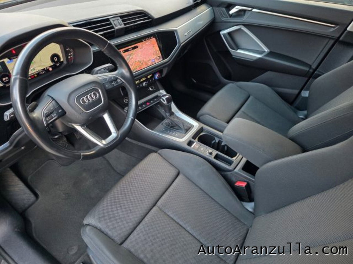 Audi Q3 35 TDI quattro S tronic Business (10)