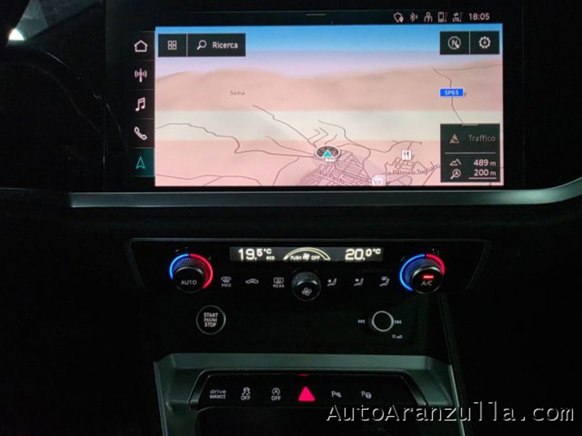 Audi Q3 35 TDI quattro S tronic Business (16)