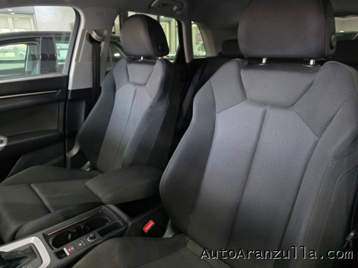 Audi Q3 35 TDI quattro S tronic Business (18)