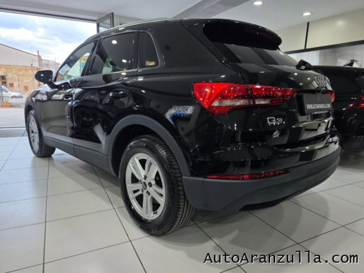 Audi Q3 35 TDI quattro S tronic Business (6)