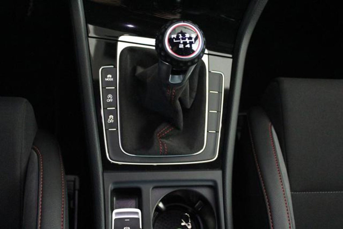 Volkswagen Golf GTI Clubsport 2.0 TSI 5p. BlueMotion Technology (16)