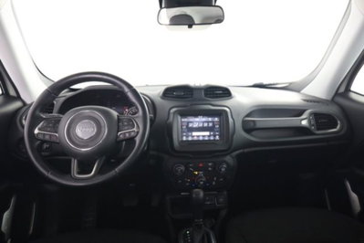Jeep Renegade 1.3 T4 DDCT Limited (4)