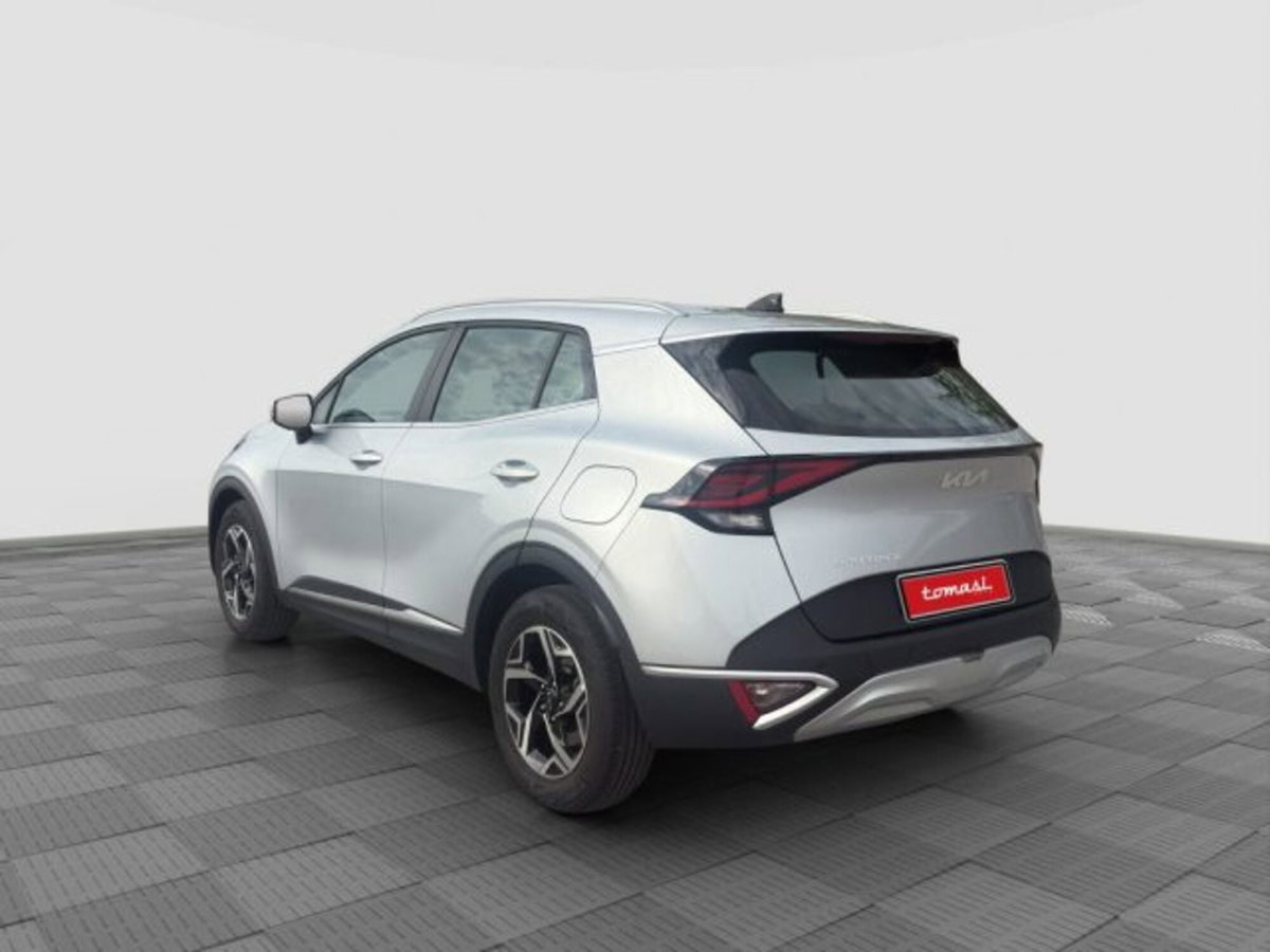 Kia Sportage 1.6 crdi mhev Business dct (3)