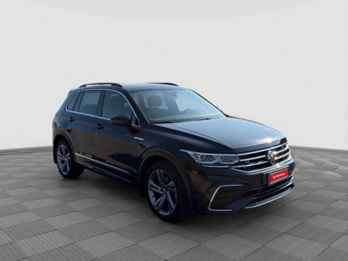 Volkswagen Tiguan 1.5 TSI 150 CV DSG ACT R-Line (7)