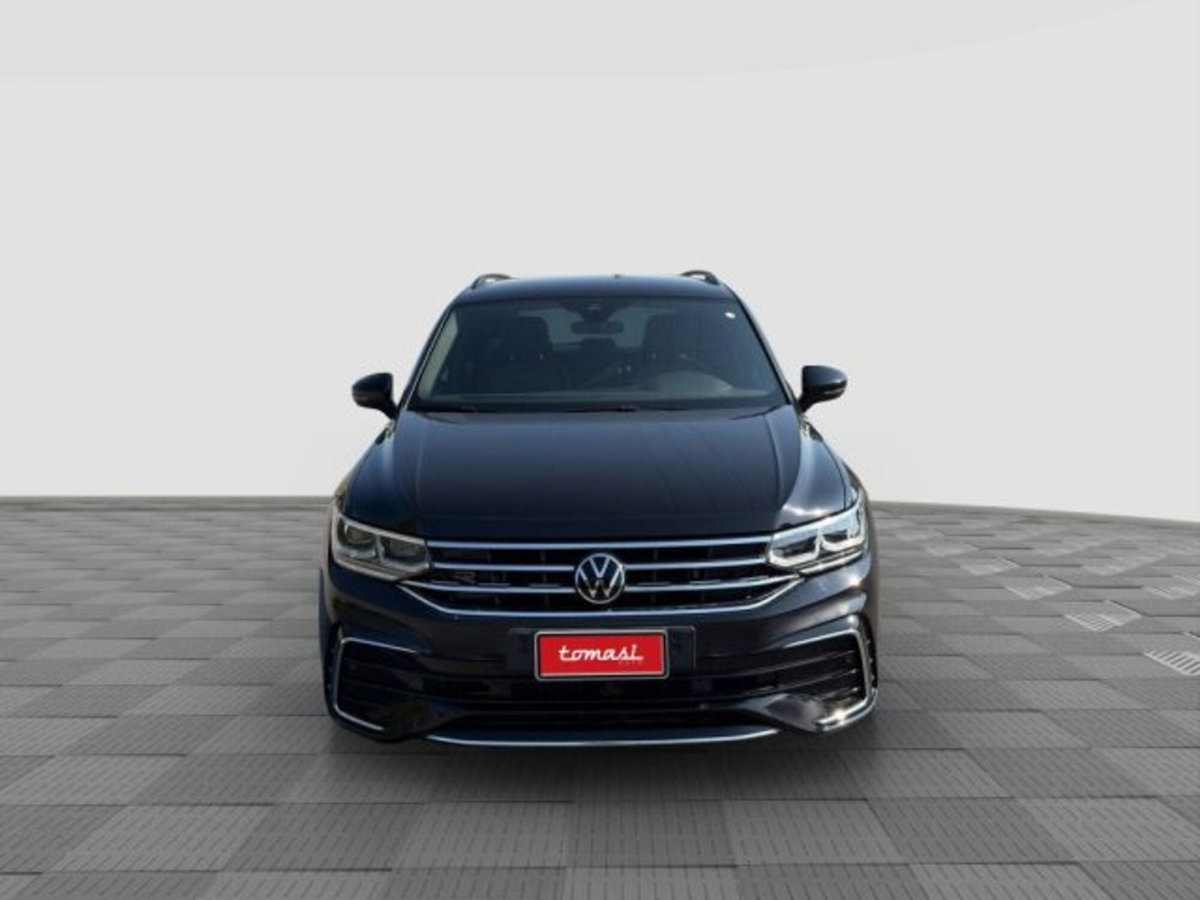 Volkswagen Tiguan 1.5 TSI 150 CV DSG ACT R-Line (8)