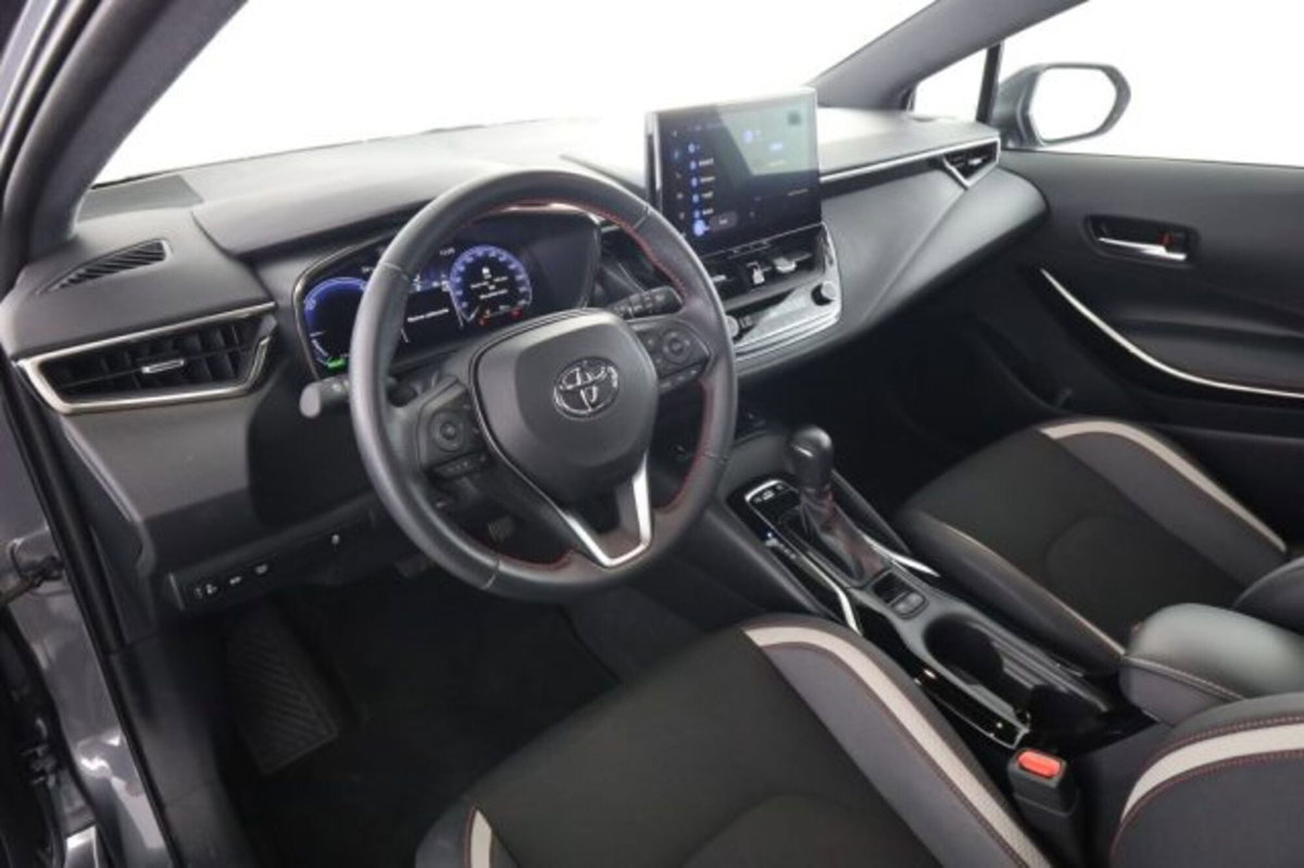 Toyota Corolla GR SPORT 1.8 Hybrid Bi-Tone