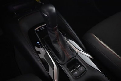 Toyota Corolla GR SPORT 1.8 Hybrid Bi-Tone (14)