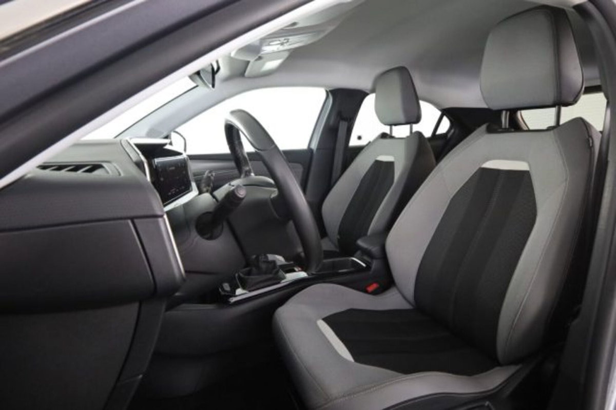 Opel Mokka 1.2 Turbo Elegance (2)