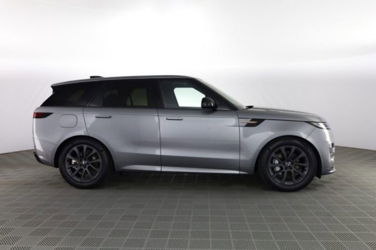 Land Rover Range Rover Sport 3.0D l6 249 CV HSE Dynamic Stealth (3)