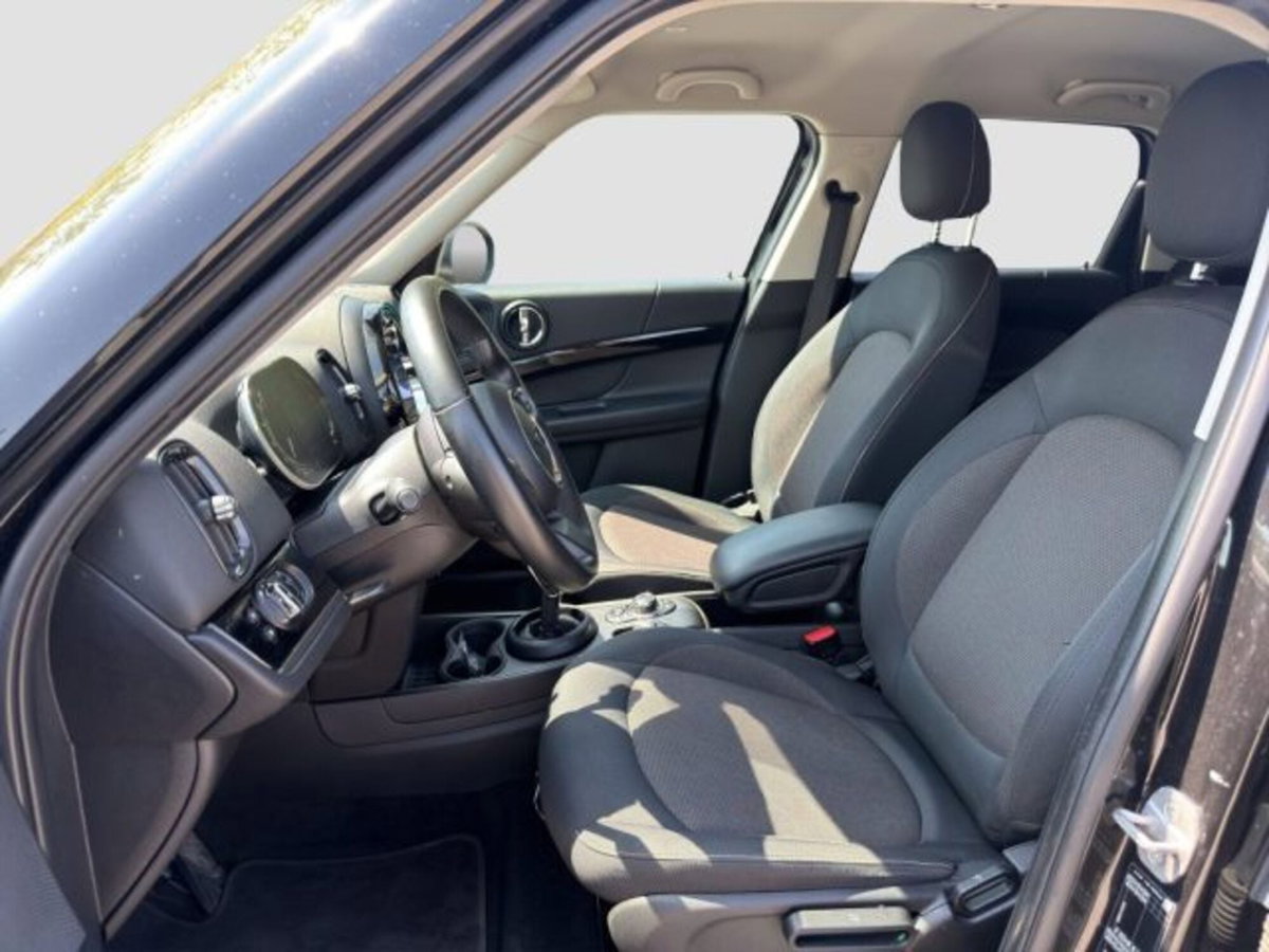 MINI Mini Countryman 2.0 Cooper D Business Countryman (10)