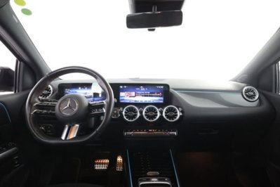 Mercedes-Benz CLA Shooting Brake 180 d Automatic Shooting Brake Premium (4)