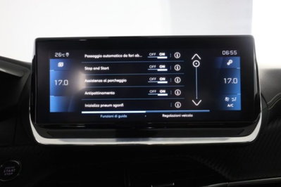 Peugeot 2008 PureTech 130 S&S EAT8 GT Pack (11)