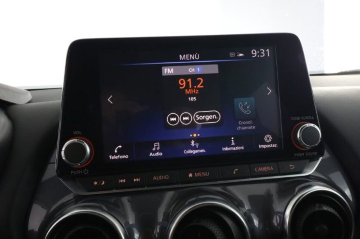 Nissan Juke 1.6 hev N-Connecta (11)