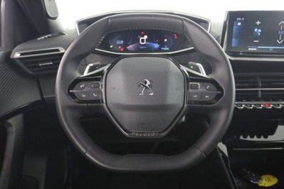 Peugeot 2008 PureTech 130 S&S EAT8 Allure Pack (5)