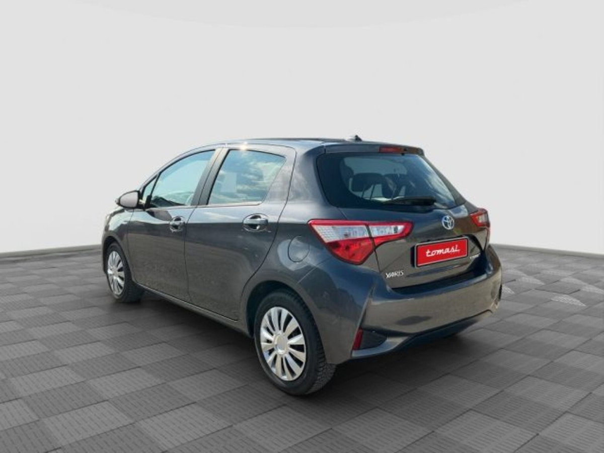 Toyota Yaris Cross 1.5 Hybrid 5p. E-CVT Premiere (3)
