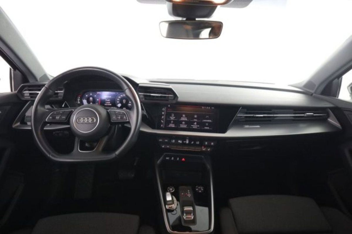 Audi A3 Sportback 30 TDI S tronic Business (12)