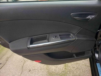 Lancia Delta 1.6 MJT DPF 105 CV Silver (17)