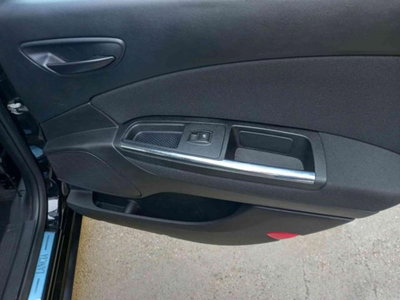 Lancia Delta 1.6 MJT DPF 105 CV Silver (18)