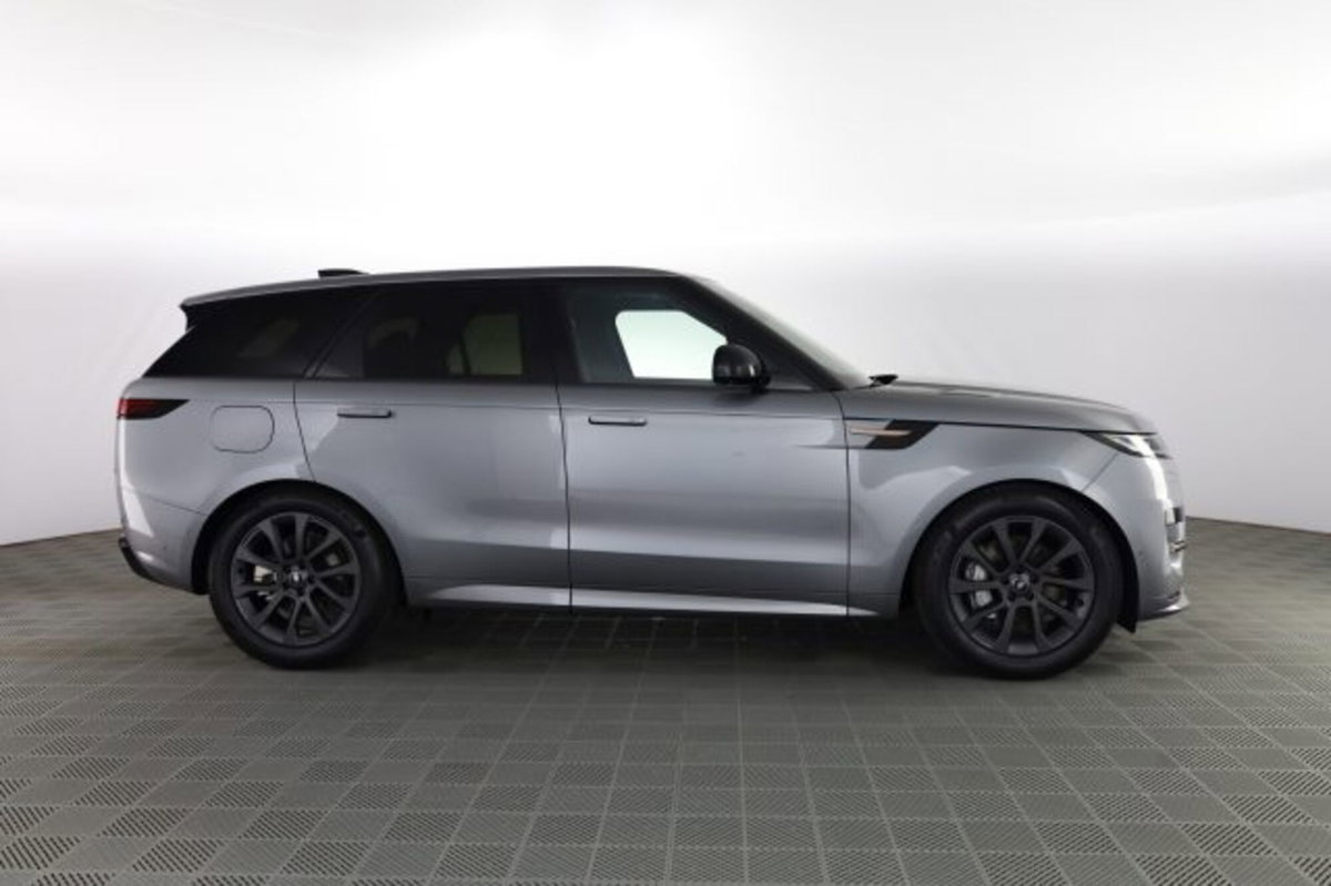 Land Rover Range Rover Sport 3.0D l6 249 CV HSE Dynamic Stealth (3)