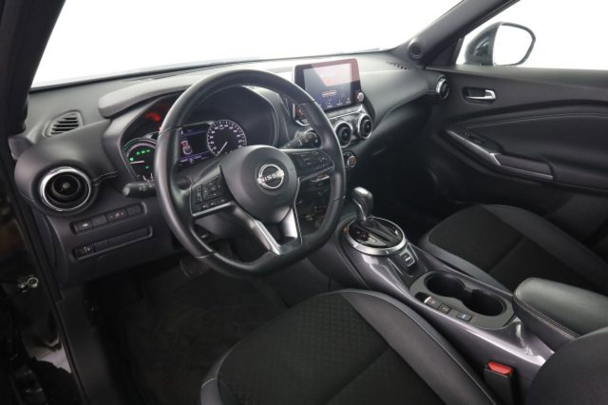 Nissan Juke 1.6 hev N-Connecta
