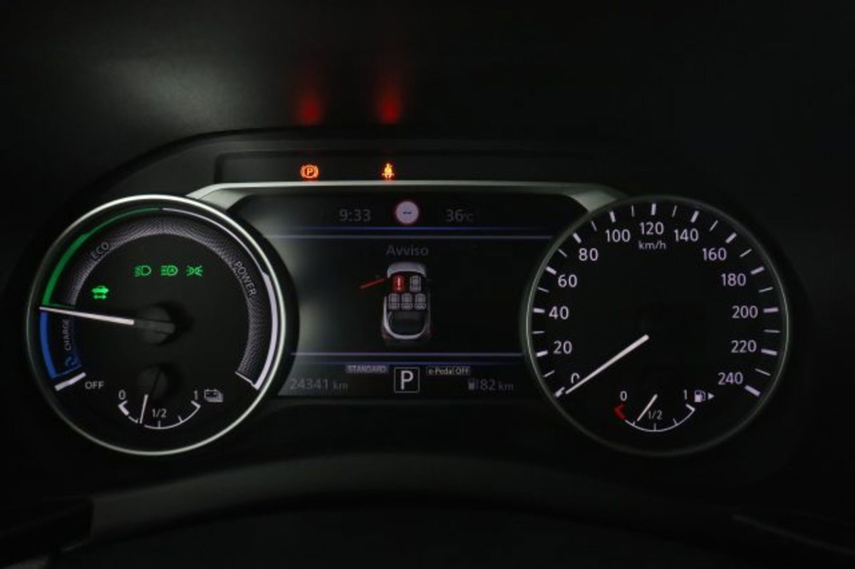 Nissan Juke 1.6 hev N-Connecta (7)