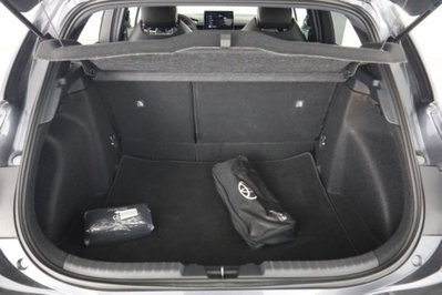 Toyota Corolla GR SPORT 1.8 Hybrid Bi-Tone (6)