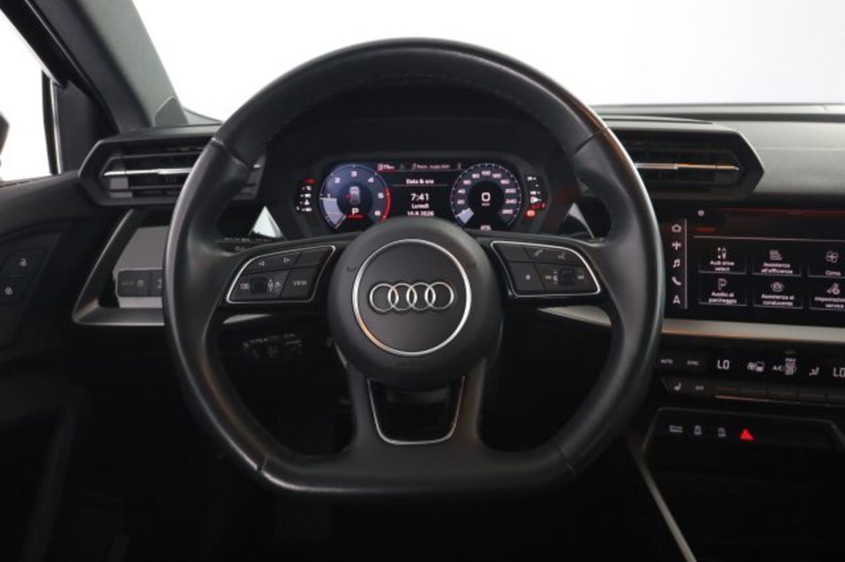 Audi A3 Sportback 30 TDI S tronic Business (13)