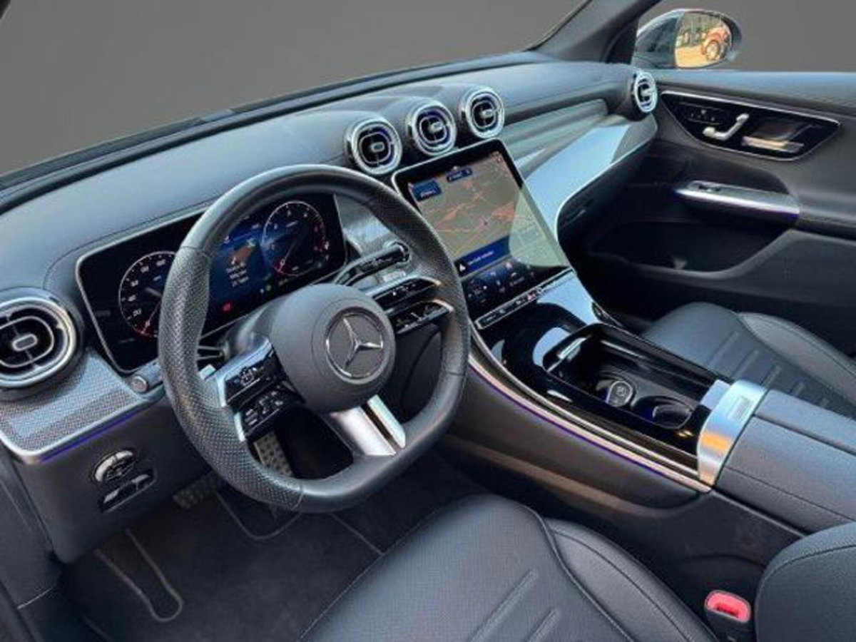 Mercedes-Benz GLC 220 d 4Matic Mild Hybrid AMG Premium Plus (4)