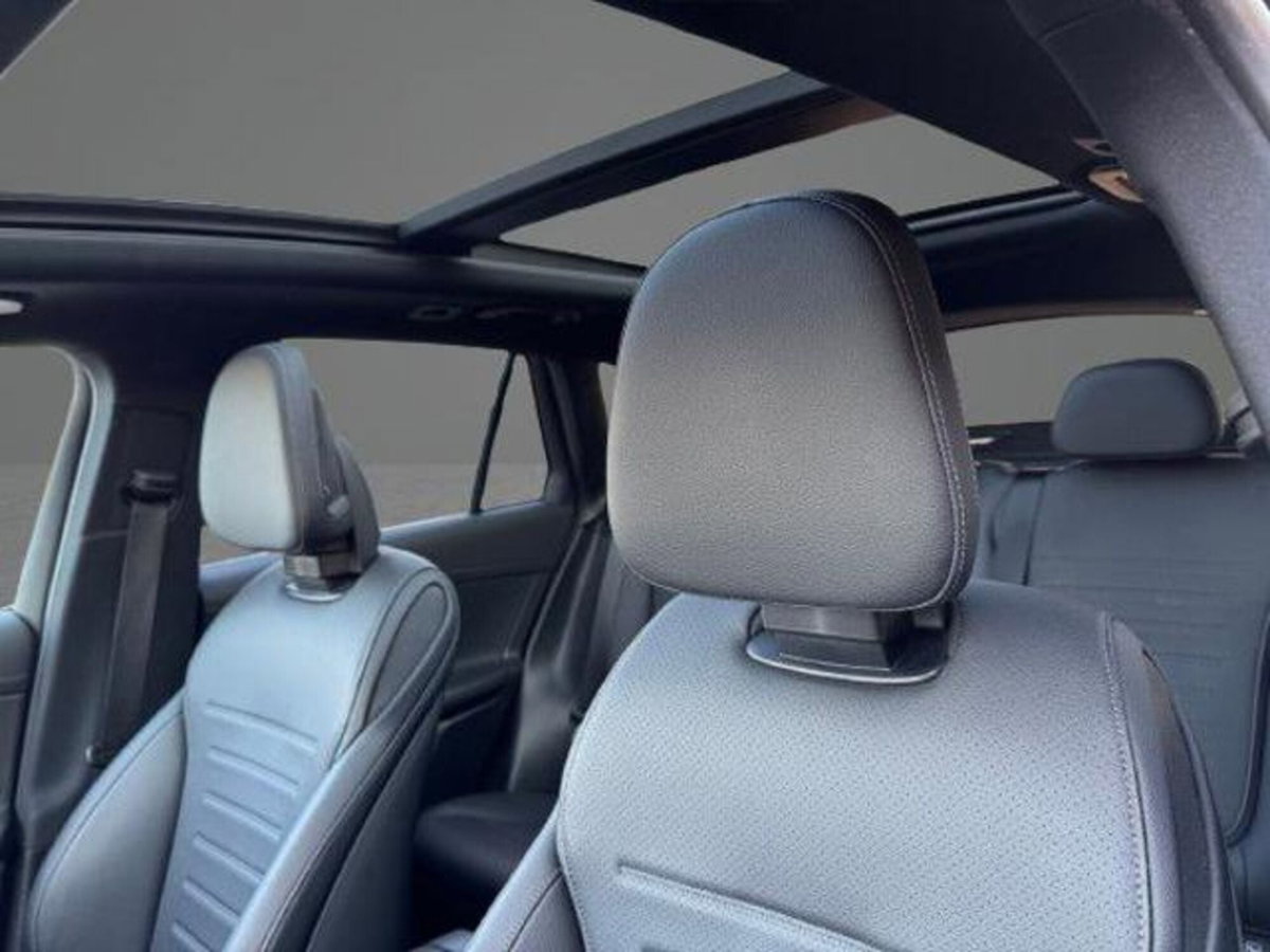 Mercedes-Benz GLC 220 d 4Matic Mild Hybrid AMG Premium Plus (7)