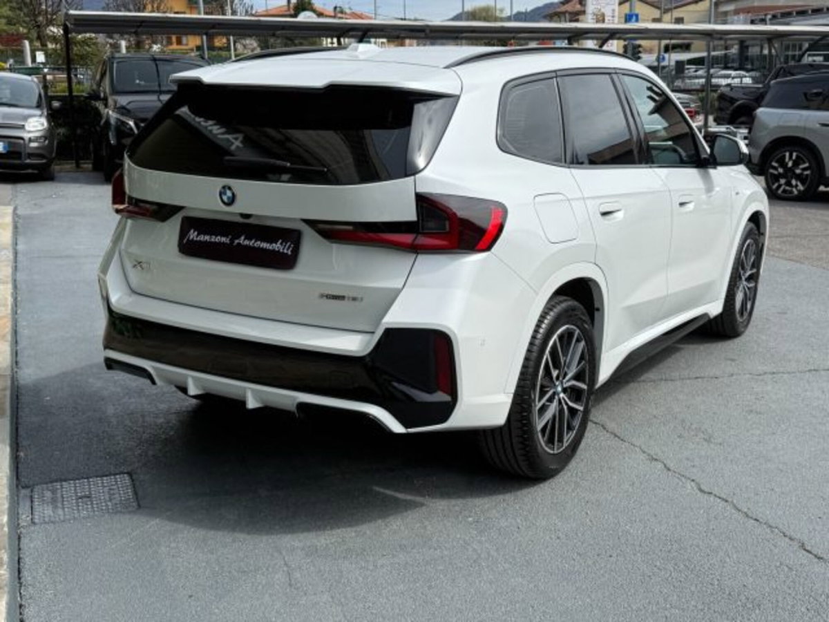 BMW X1 sDrive 18i Msport (4)