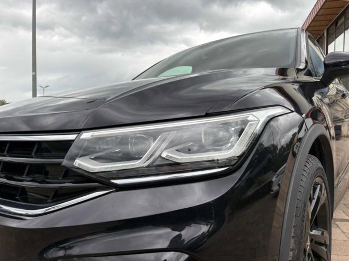Volkswagen Tiguan Allspace 2.0 tdi R-Line 150cv dsg (6)