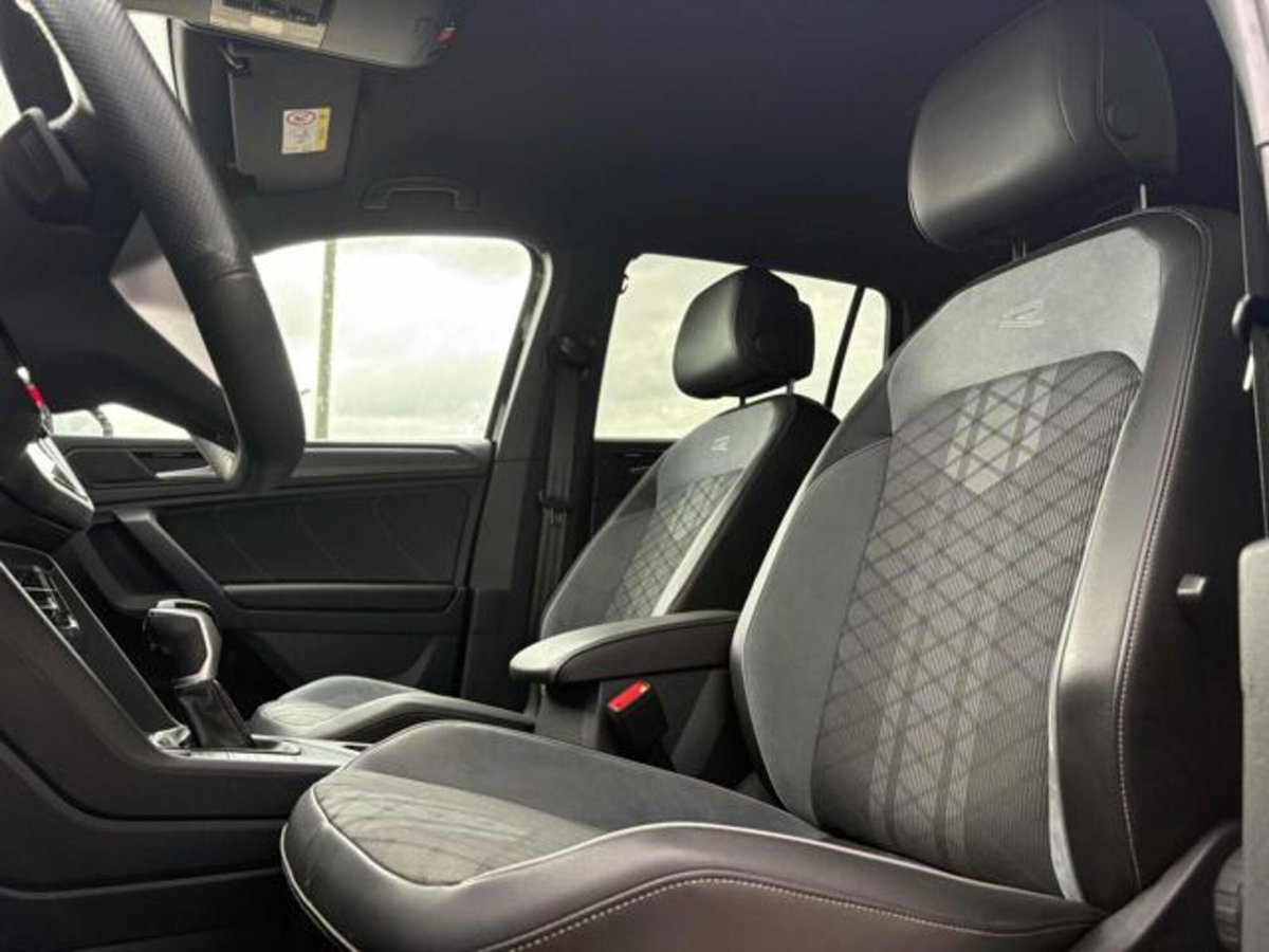 Volkswagen Tiguan Allspace 2.0 tdi R-Line 150cv dsg (8)