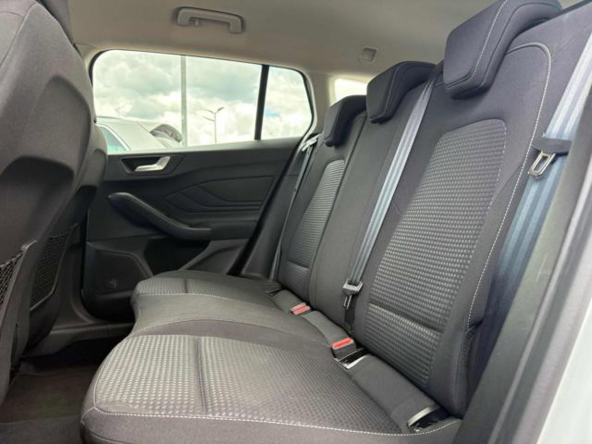 Ford Focus Station Wagon 1.5 EcoBlue 120 CV SW Active X (7)