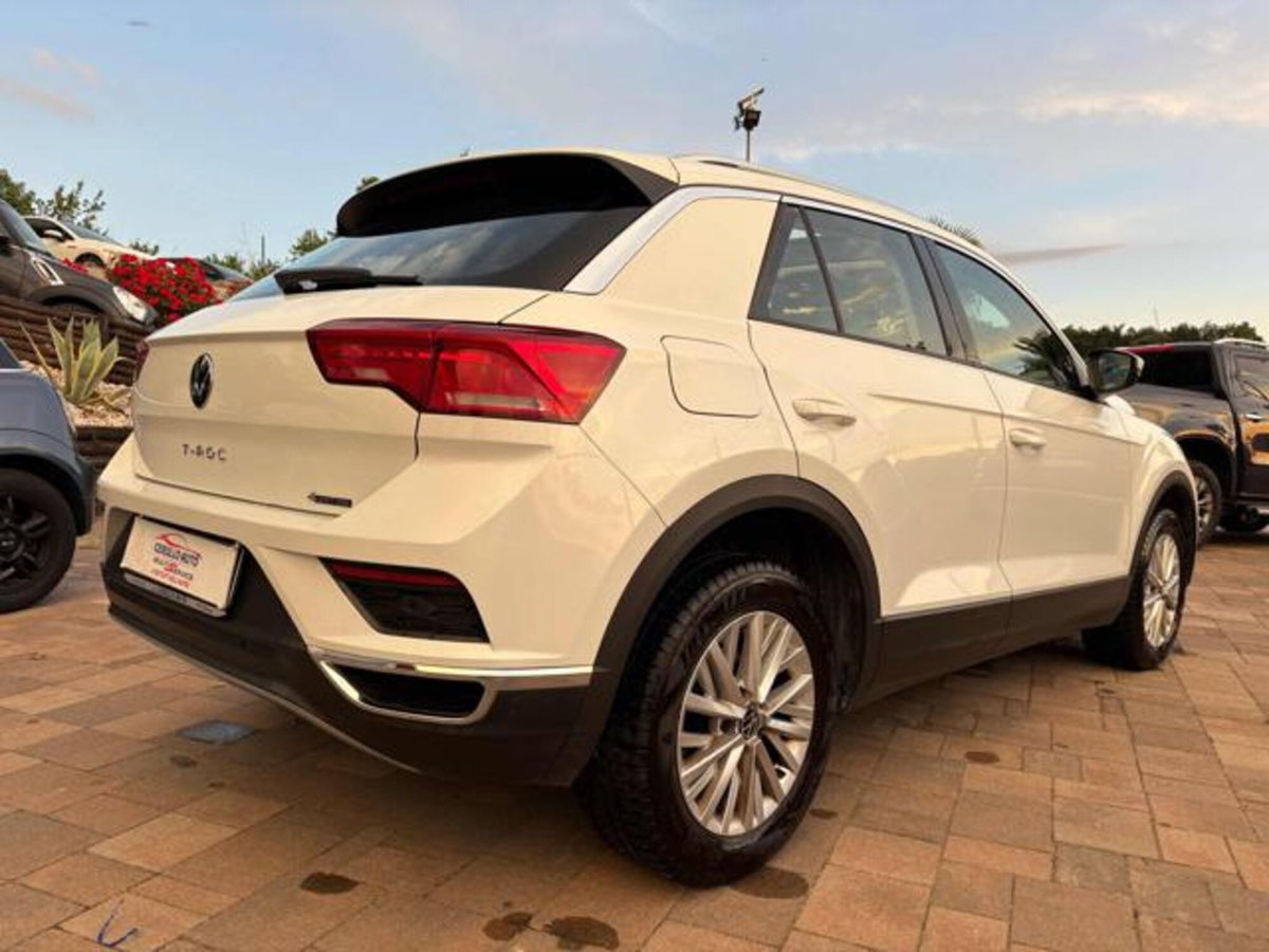 Volkswagen T-Roc 2.0 tdi R-Line 4motion 150cv dsg (3)