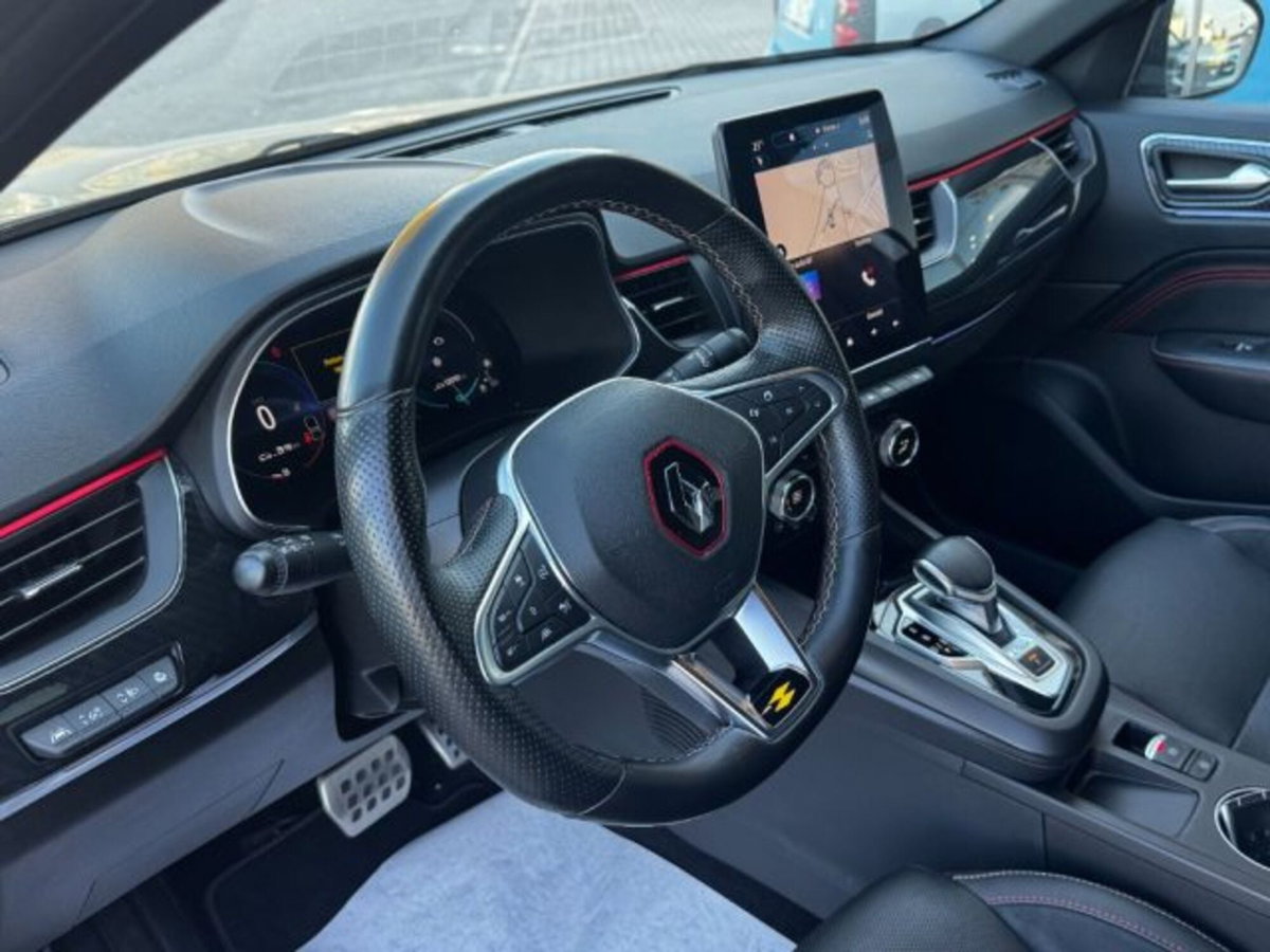 Renault Arkana E-Tech 145 CV R.S.Line Fast Track (9)