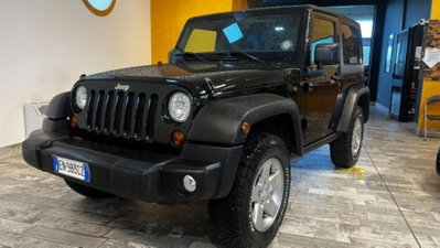 Jeep Wrangler 2.8 CRD DPF Sahara Auto usata