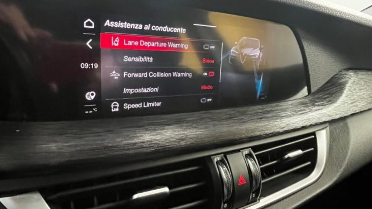 Alfa Romeo Stelvio Stelvio 2.2 Turbodiesel 190 CV AT8 Q4 Super Business (13)