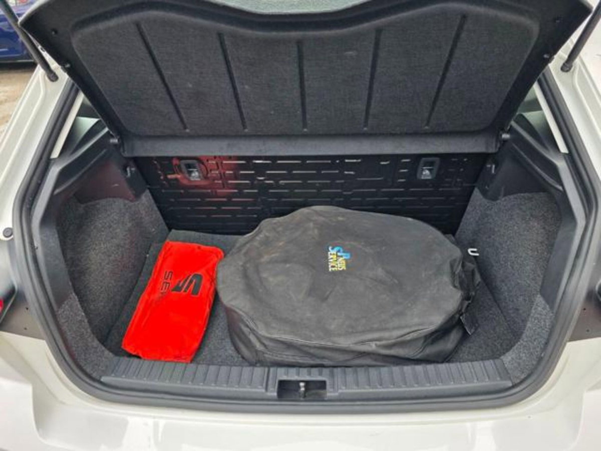 SEAT Ibiza 1.0 TGI 5 porte Style (16)