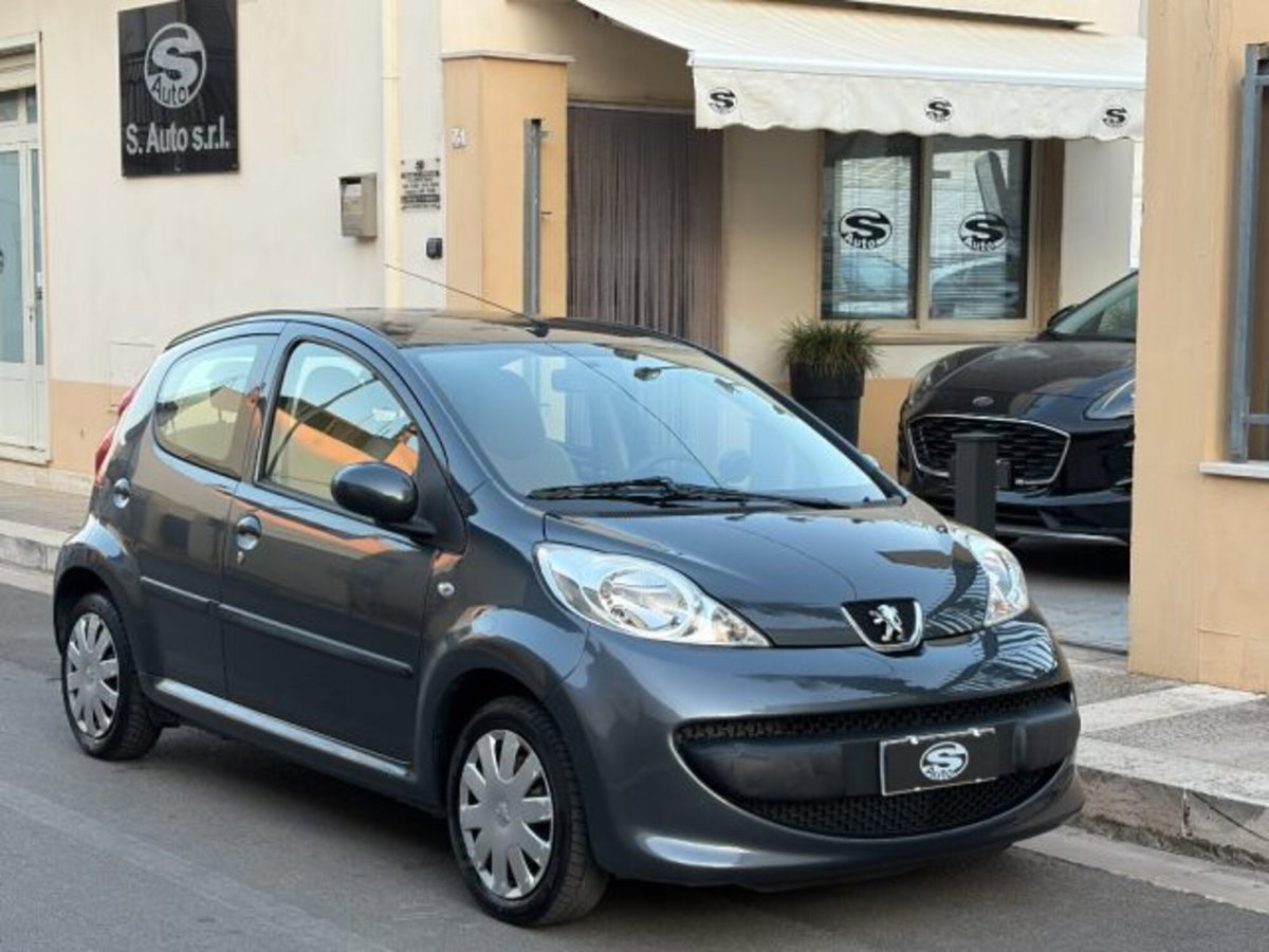 Peugeot 107 68CV 5p. Desir