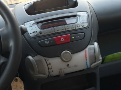 Peugeot 107 68CV 5p. Desir (12)