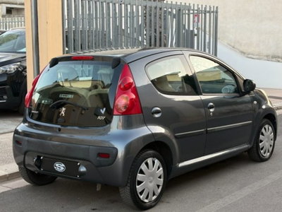Peugeot 107 68CV 5p. Desir (2)