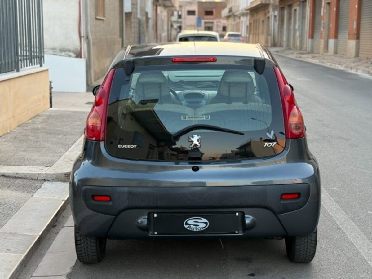 Peugeot 107 68CV 5p. Desir (3)