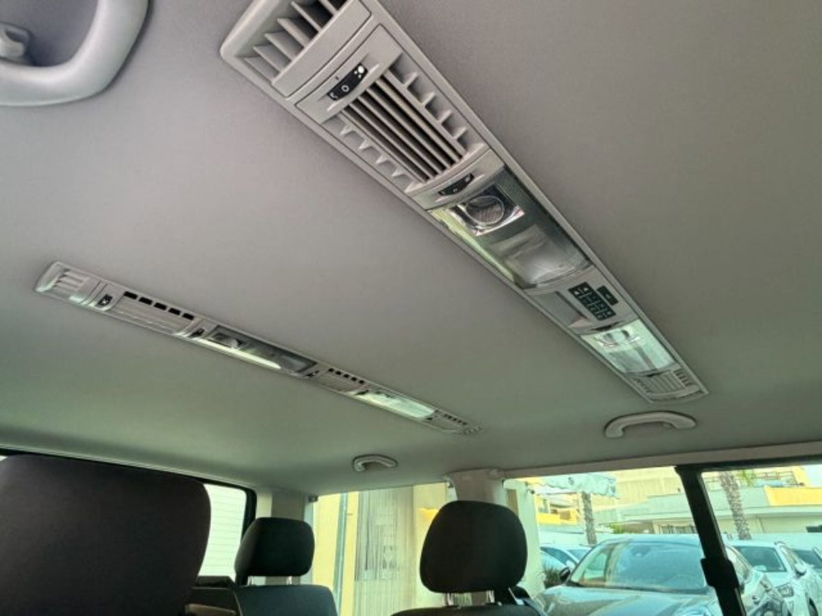 Volkswagen Veicoli Commerciali T6.1 caravelle 2.0 tdi 150cv Comfortline p.c. (16)