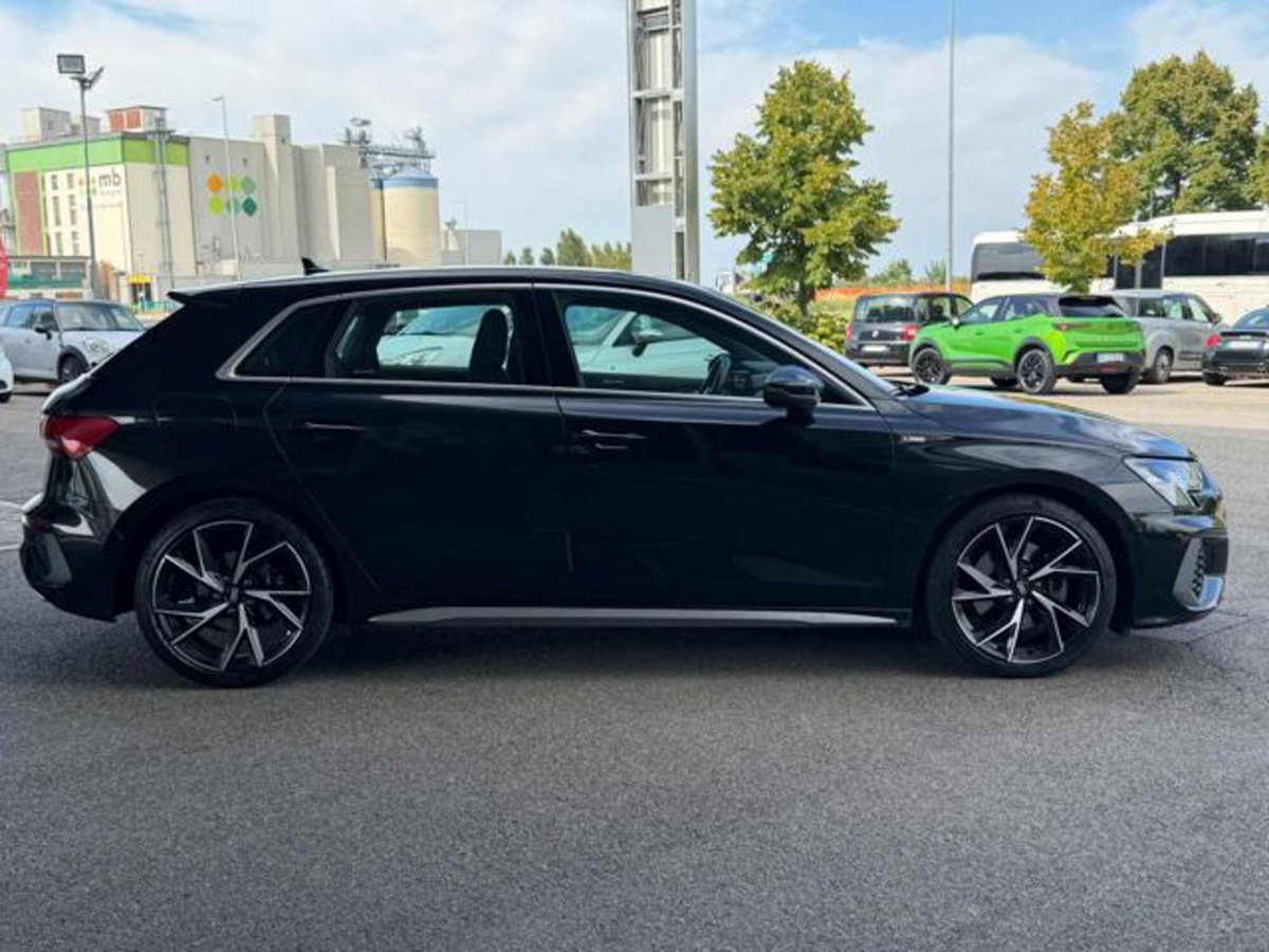 Audi A3 Sportback 35 TDI S tronic S line edition (6)