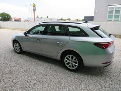 SEAT Leon ST Sportstourer 2.0 TDI 150 CV 4Drive DSG FR (2)