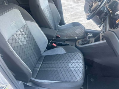 Volkswagen Taigo 1.0 TSI 110 CV DSG R-Line (8)