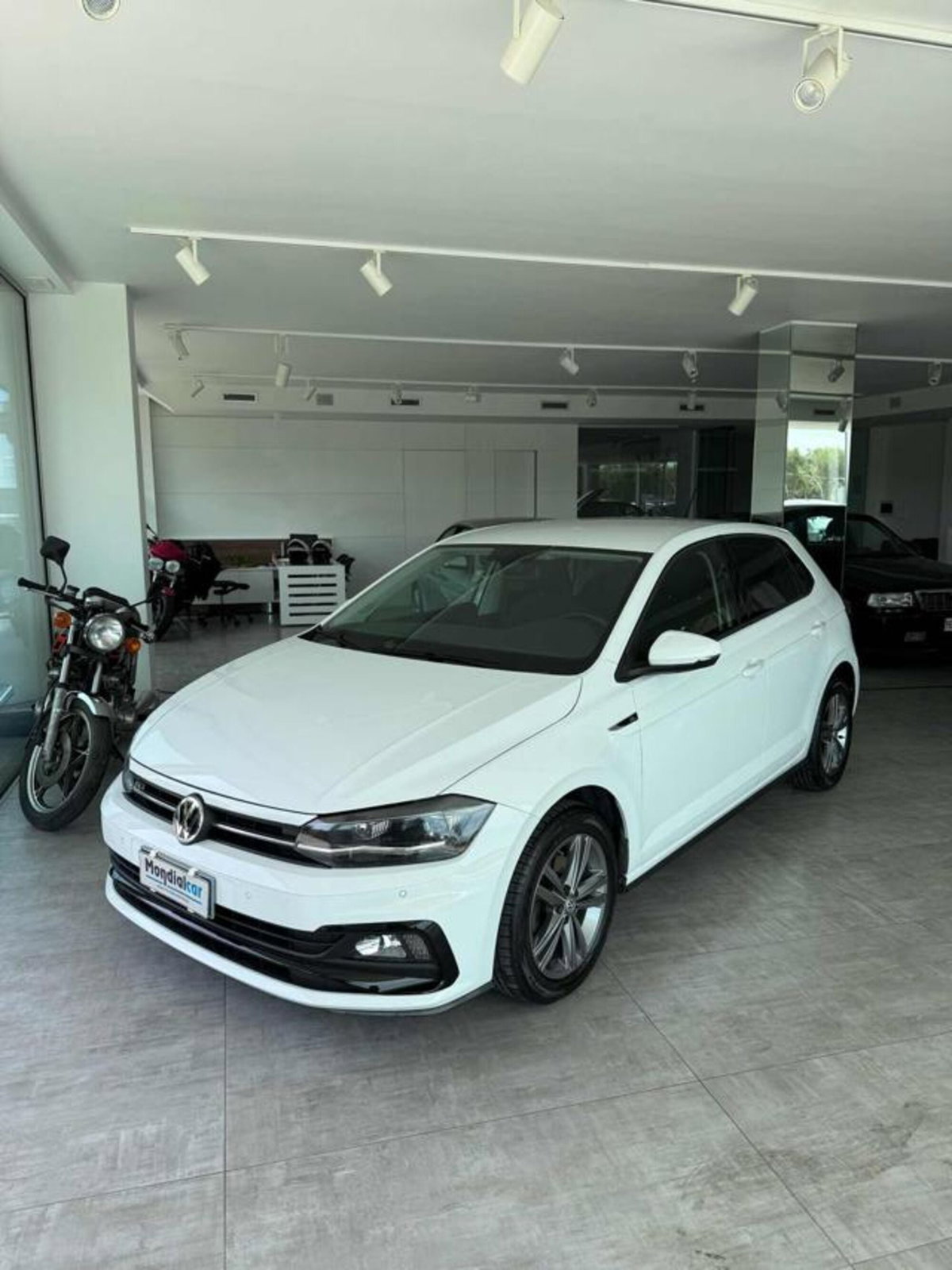 Volkswagen Polo 1.6 TDI 95 CV DSG 5p. Highline BlueMotion Tech. (4)
