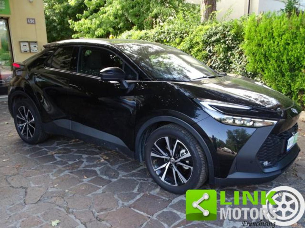 Toyota Toyota C-HR 1.8 hev Active fwd e-cvt