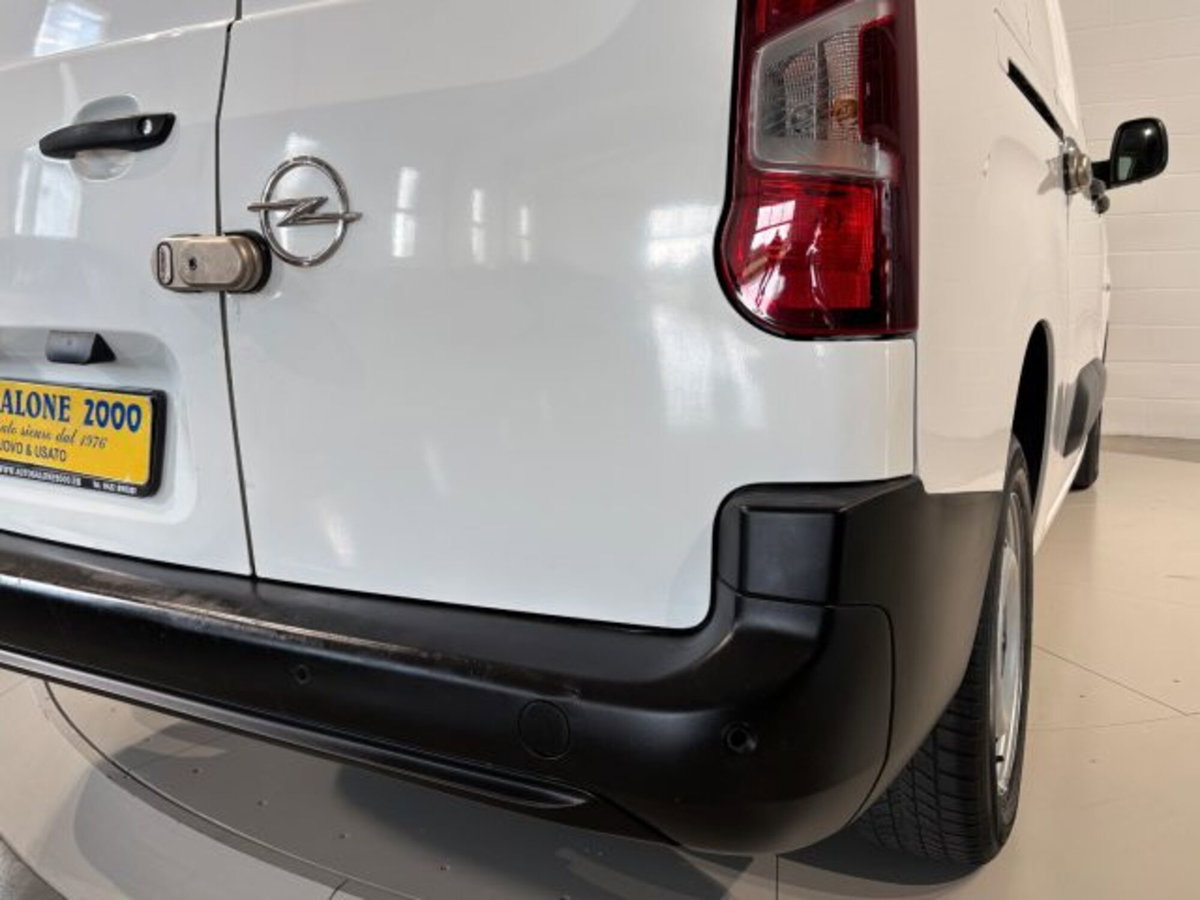 Opel Combo Furgone Cargo XL 1.5 Diesel 100CV PL 950kg Edition (18)